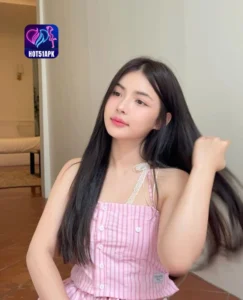 Read more about the article Anuv Rising Female Influencer in Indonesia Hot51