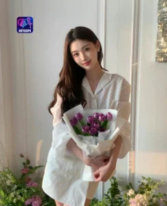 Read more about the article Kpop DR Influencer Wanita Populer di Indonesia Hot51