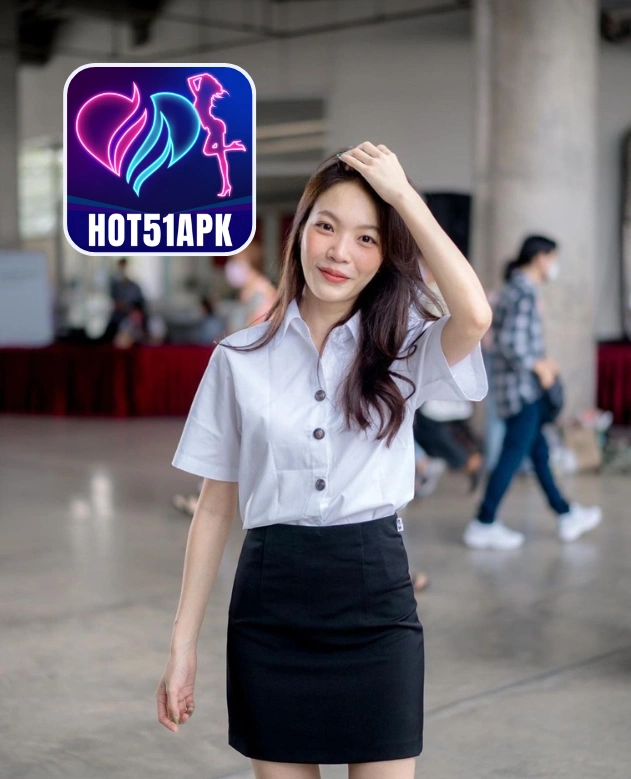 Elizabeth Harris-Hot51