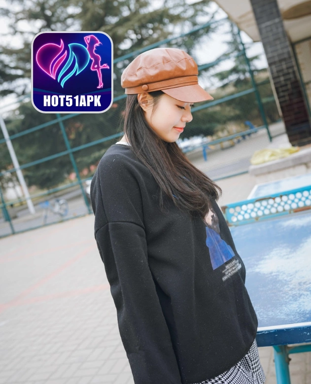 Emily White-HOT51APK