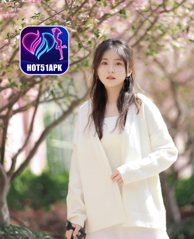 Isabella Mitchell-HOT51APK