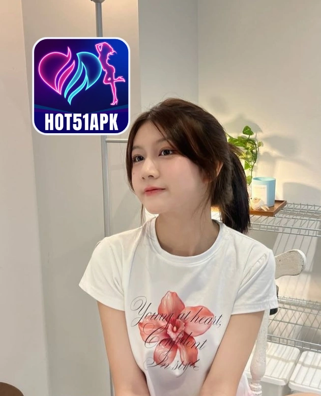 Kimberly Hayes-Hot51