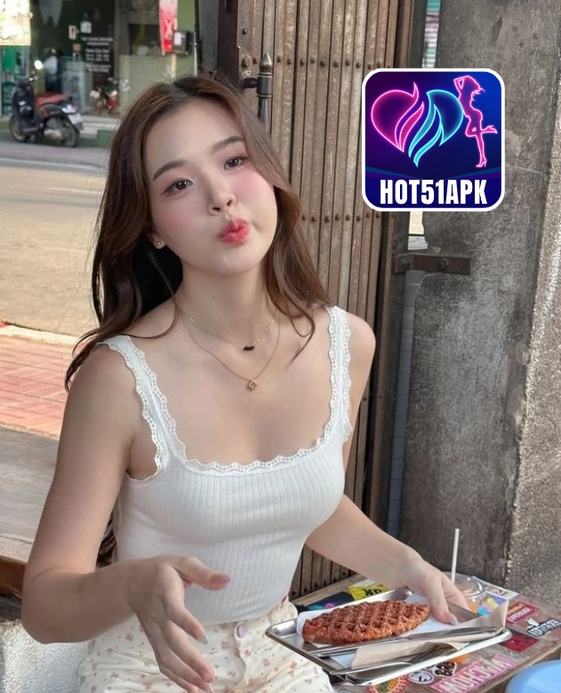 Ariana Hall-HOT51APK