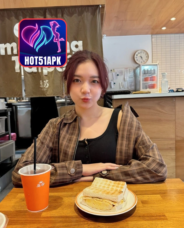 Brittany Sullivan-HOT51APK