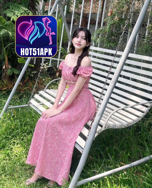 Emily Johnson-HOT51APK