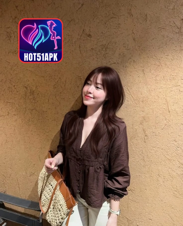 Katherine Brown-HOT51APK