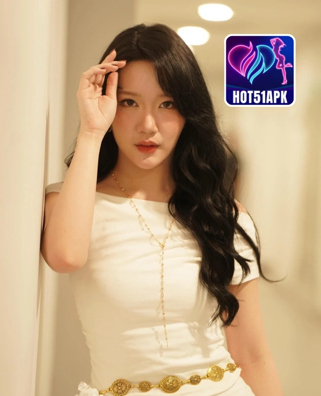 Leah Cook-hot51apk