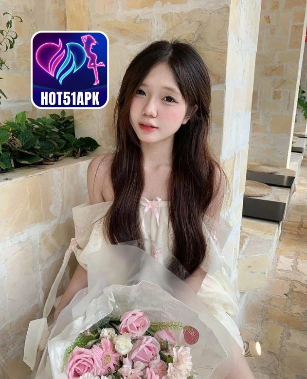 Naomi Lewis-HOT51APK