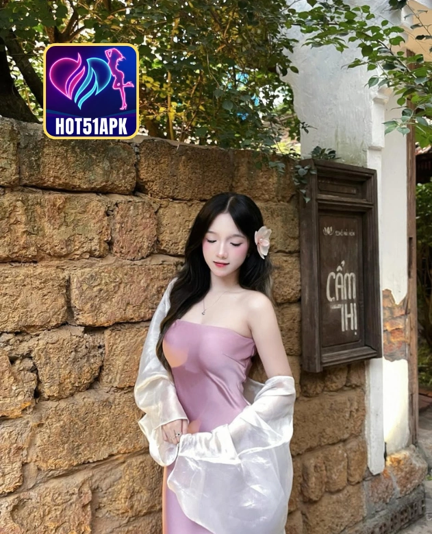 Sophia Taylor-HOT51APK