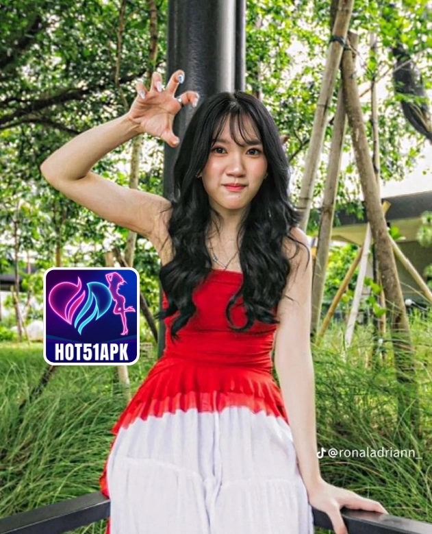 Sophie Bell-hot51apk