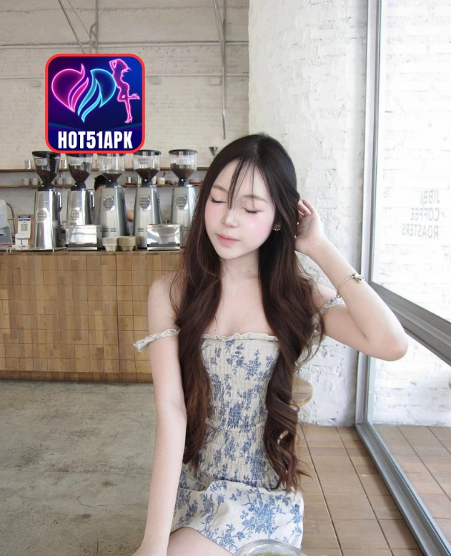 Aria Clark-HOT51APK