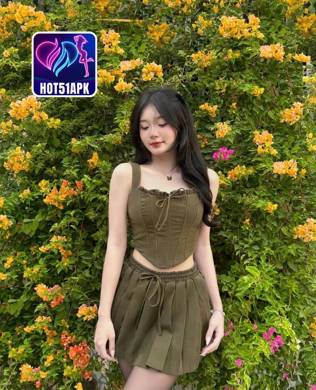 Audrey Hughes-HOT51APK