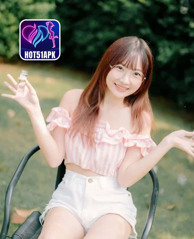 Emily Anderson-HOT51APK