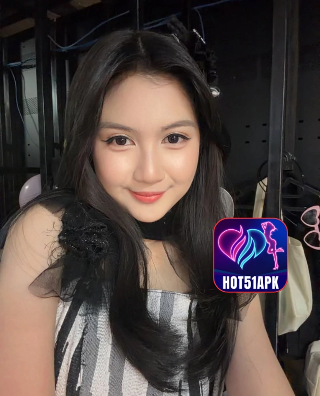 Jessica Lewis HOT51APK