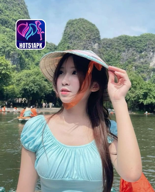 Sophia Clark-HOT51APK