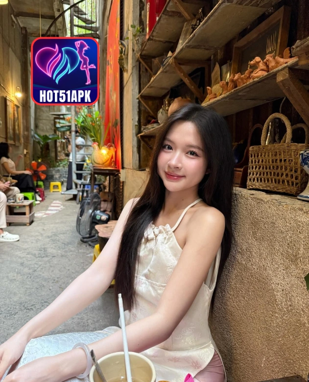 Zoe Edwards-HOT51APK