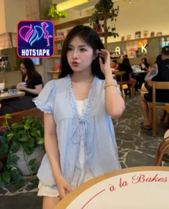 Read more about the article Hot51 APK 2026 Resmi Zoe Edwards Live Stream